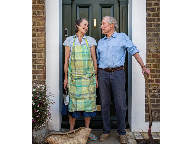 Two Metres Apart Portrait&nbsp;Project