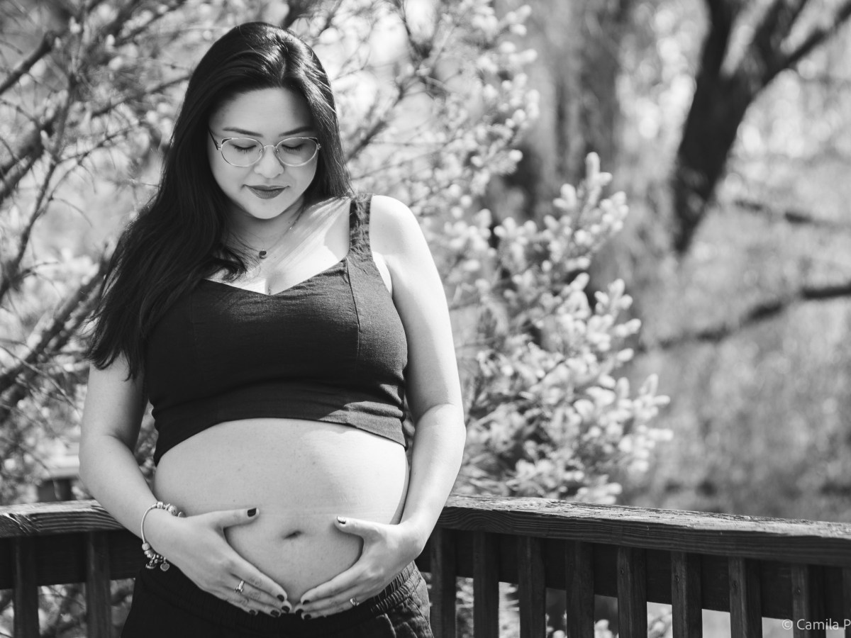 Maternity photoshoot – Carol and Kenzo waiting for&nbsp;Daniel
